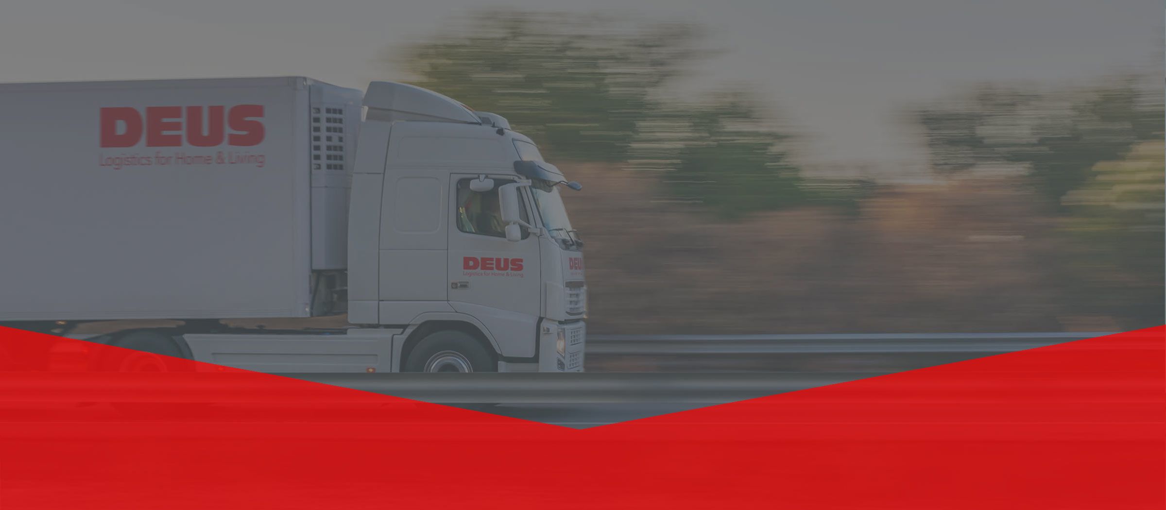 DEUS-Lkw in Abendstimmung